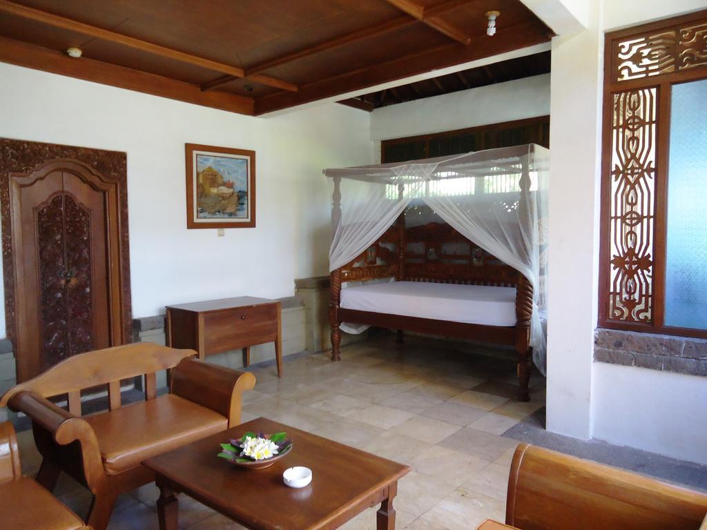 Ananda Resor Seminyak (Bali)