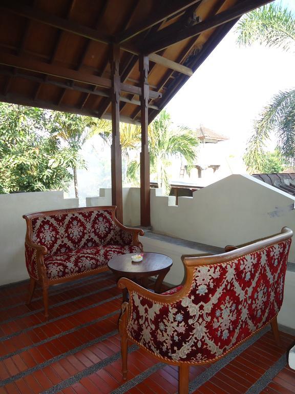 Ananda Resor Seminyak (Bali)