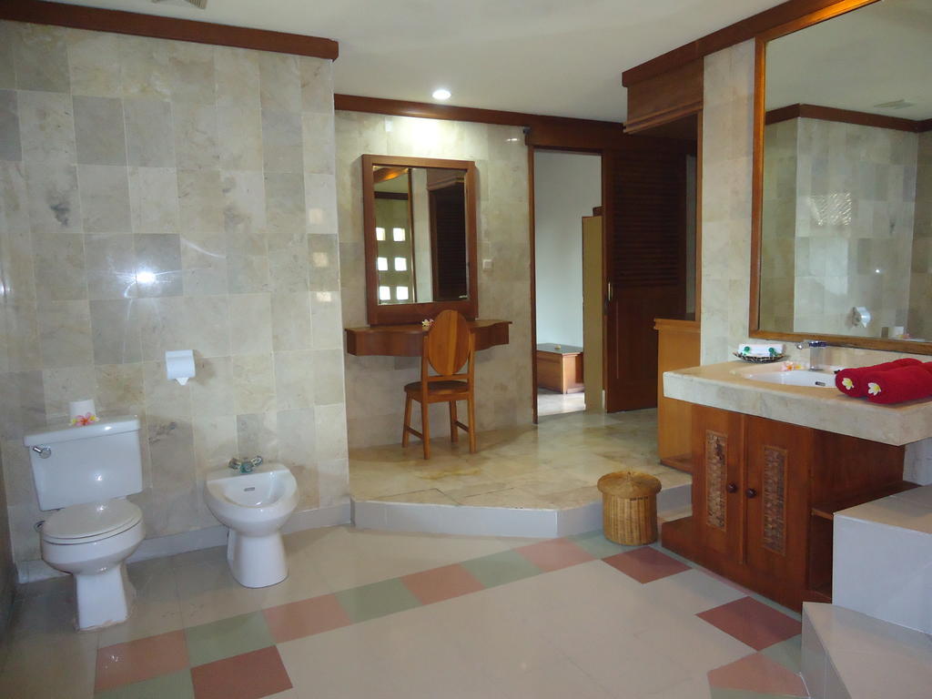 Ananda Resor Seminyak (Bali)