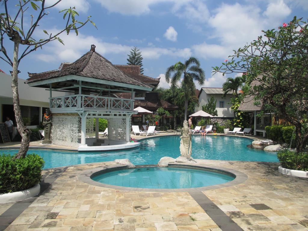 Resor Ananda 3*